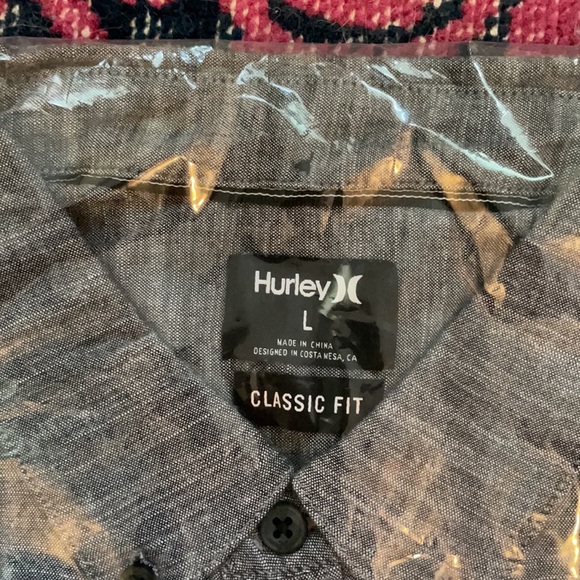 Hurley Classic Fit Long Sleeve Button Down - Picture 3 of 4